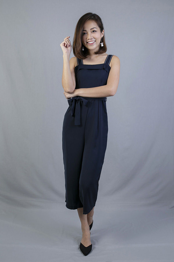 ELYCE STRAP DETAILED JUMPSUIT (DARK BLUE)