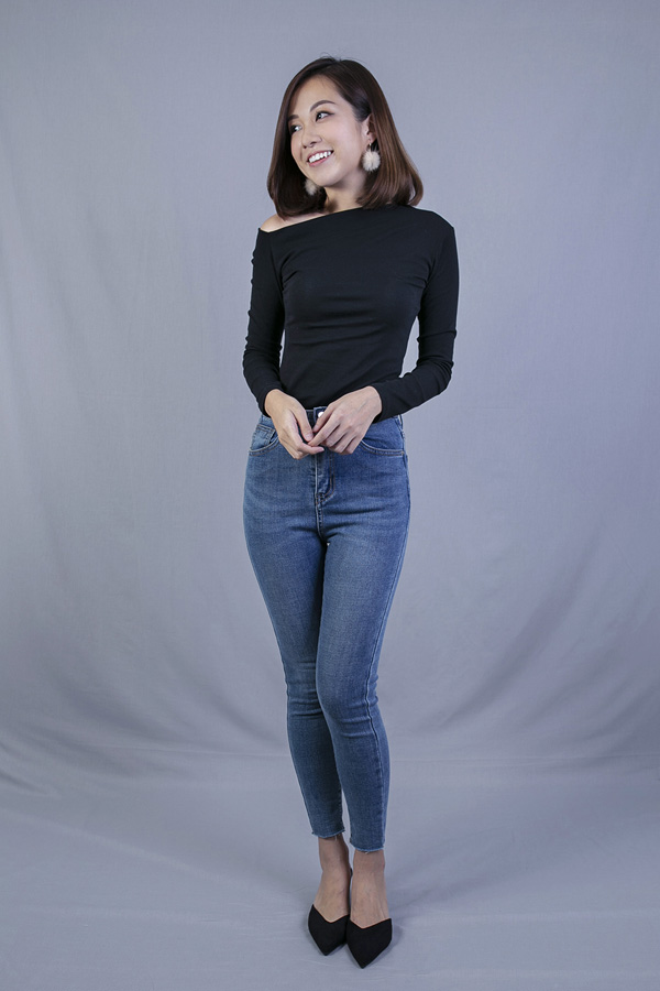 DEVYN 1-SIDED OFF SHOULDER LONG SLEEVE (BLACK)