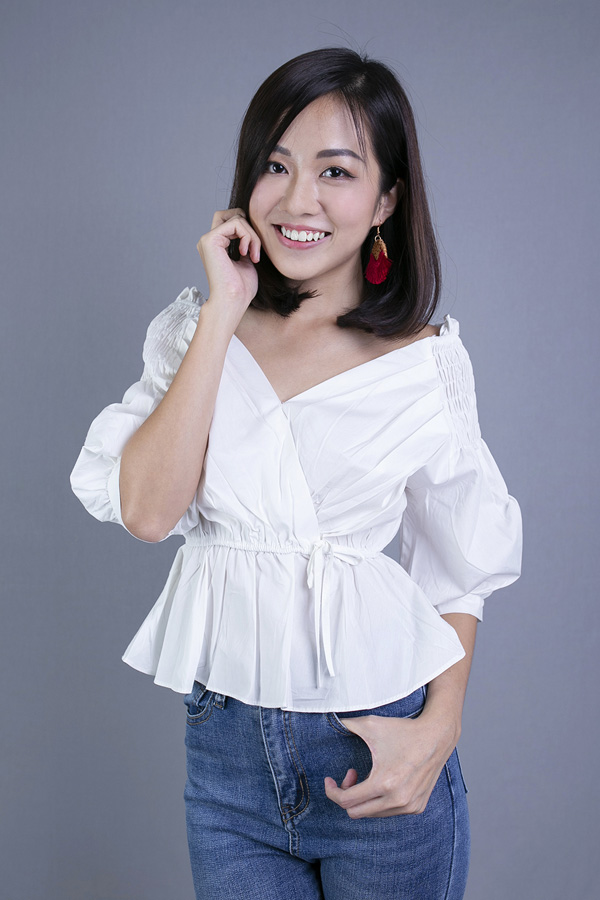 BUNNY OFF SHOULDER TOP (WHITE)