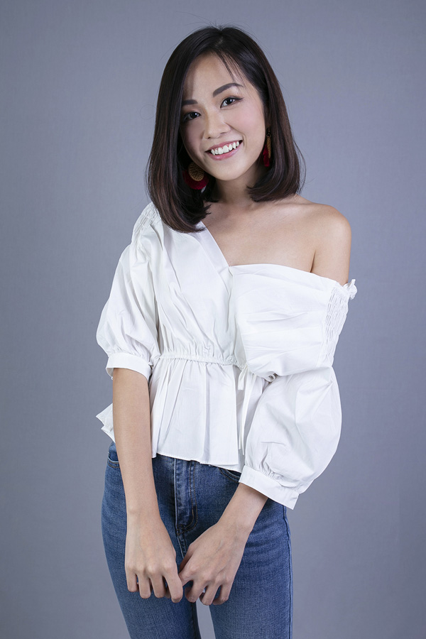 BUNNY OFF SHOULDER TOP (WHITE)